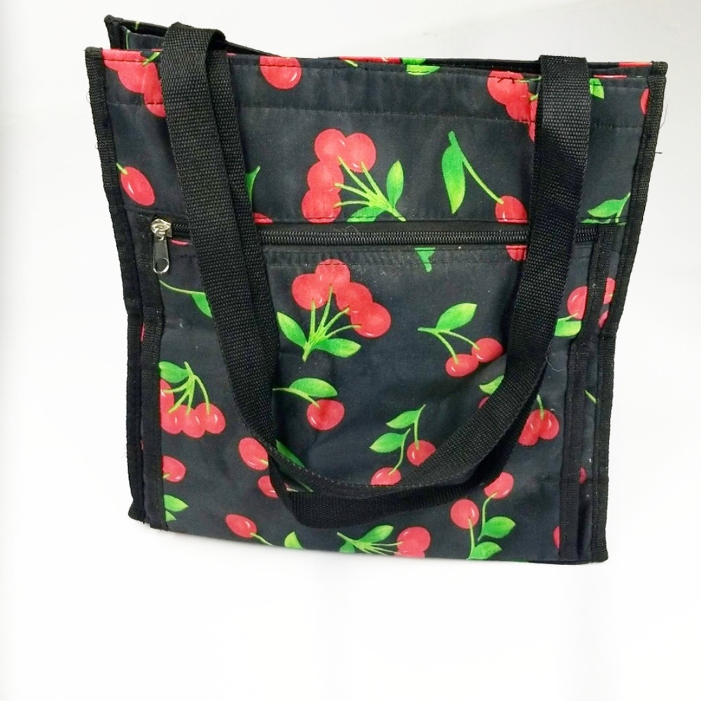LUNCH BAG ▪ Cherry Motif Nylon Canvas